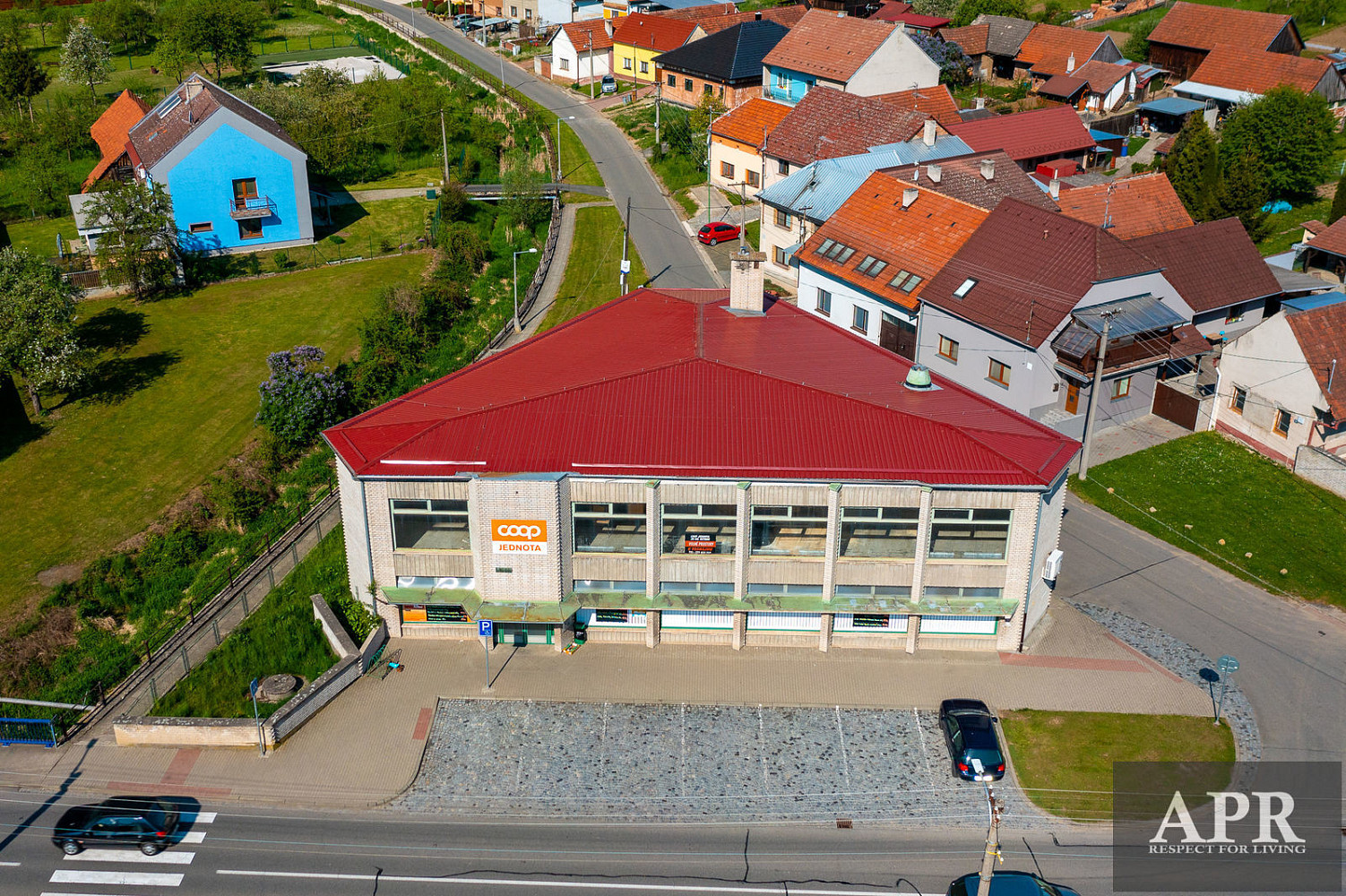 Pronájem obchodních prostor 381 m² — photo 4