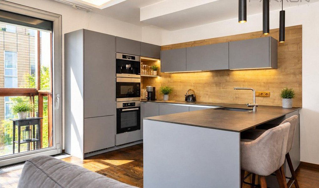 Pronájem bytu 2+kk 89 m², Praha – náhled fotky 4