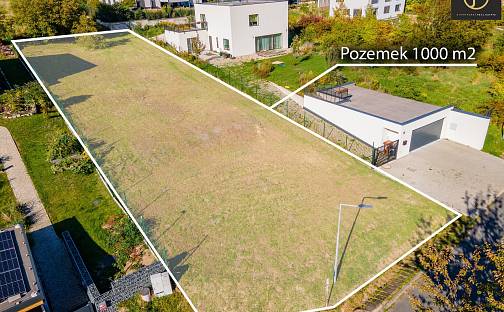 Prodej stavebního pozemku 1 000 m²
