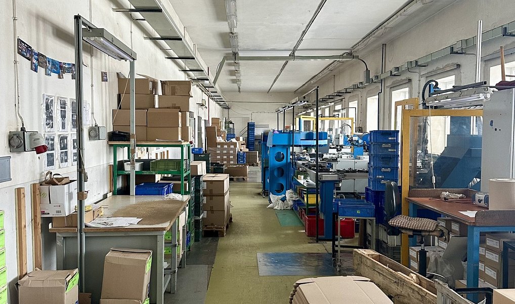 Prodej výrobních prostor 2 400 m², Varnsdorf – náhled fotky 23