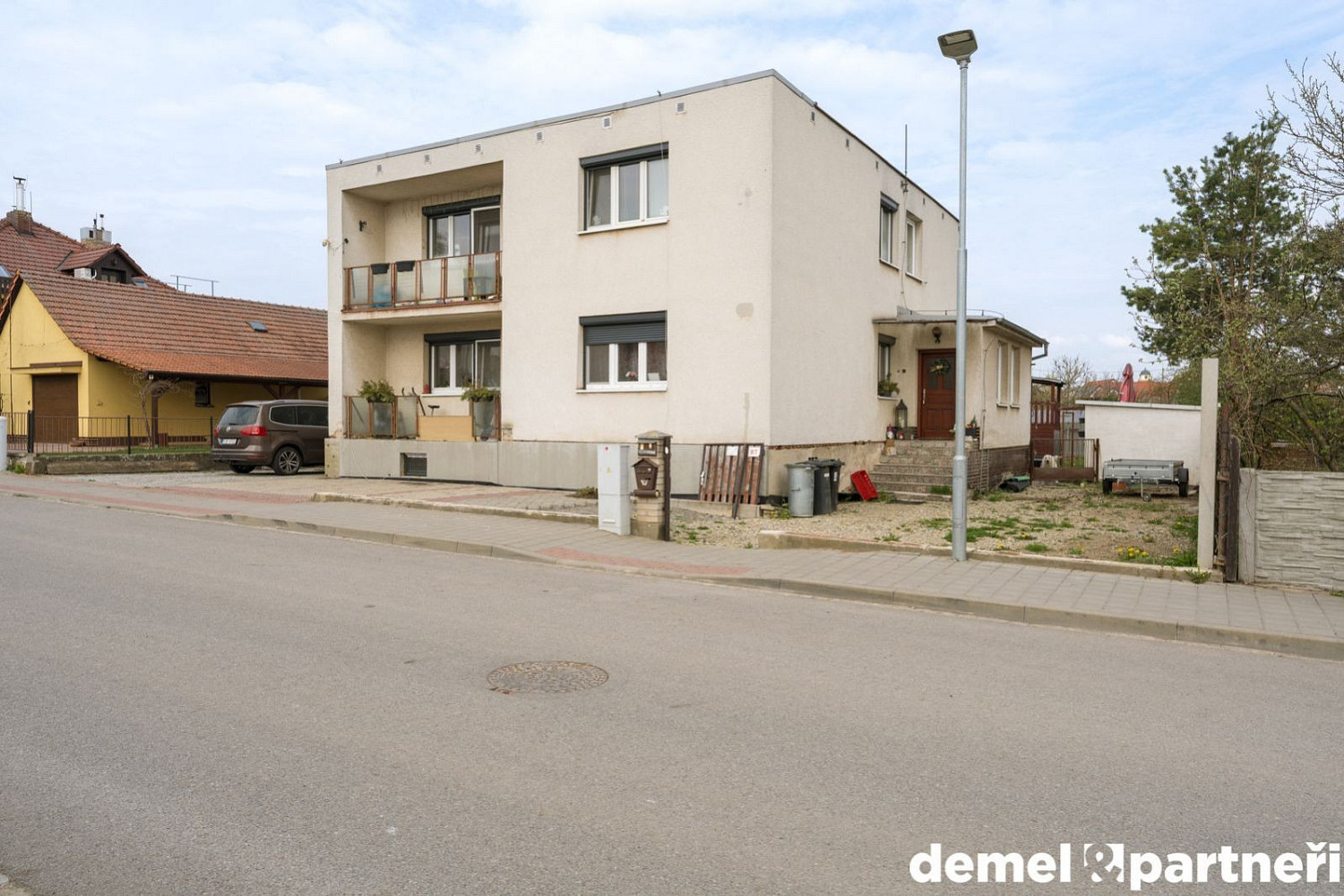 Prodej domu 255 m² s pozemkem 809 m²