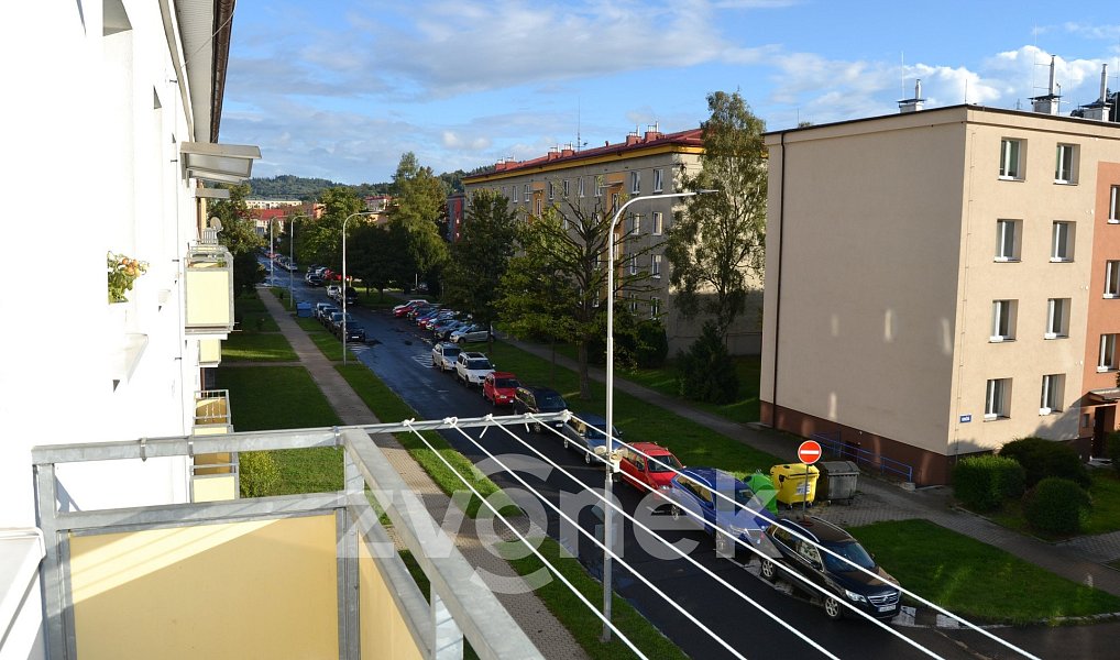 Pronájem bytu 2+1 56 m², Vsetín – náhled fotky 3
