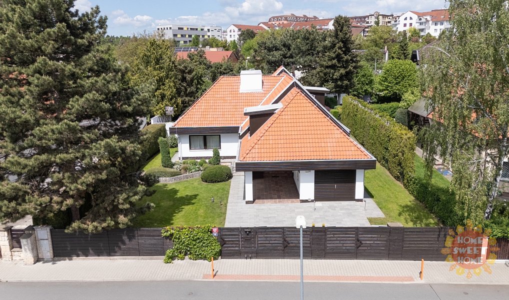 Pronájem domu 417 m² s pozemkem 1 208 m², Praha – náhled fotky 38