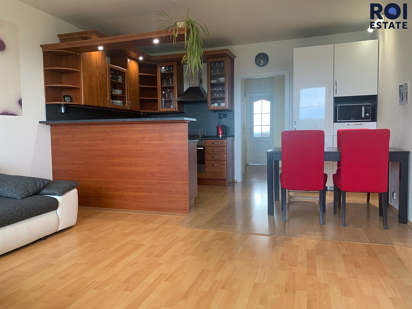 Pronájem bytu 4+kk 75 m² – fotografie 4