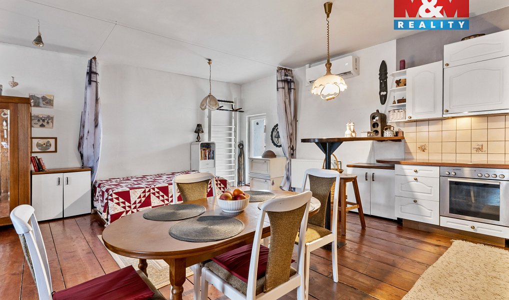 Prodej domu 100 m² s pozemkem 134 m², Dubá – náhled fotky 2