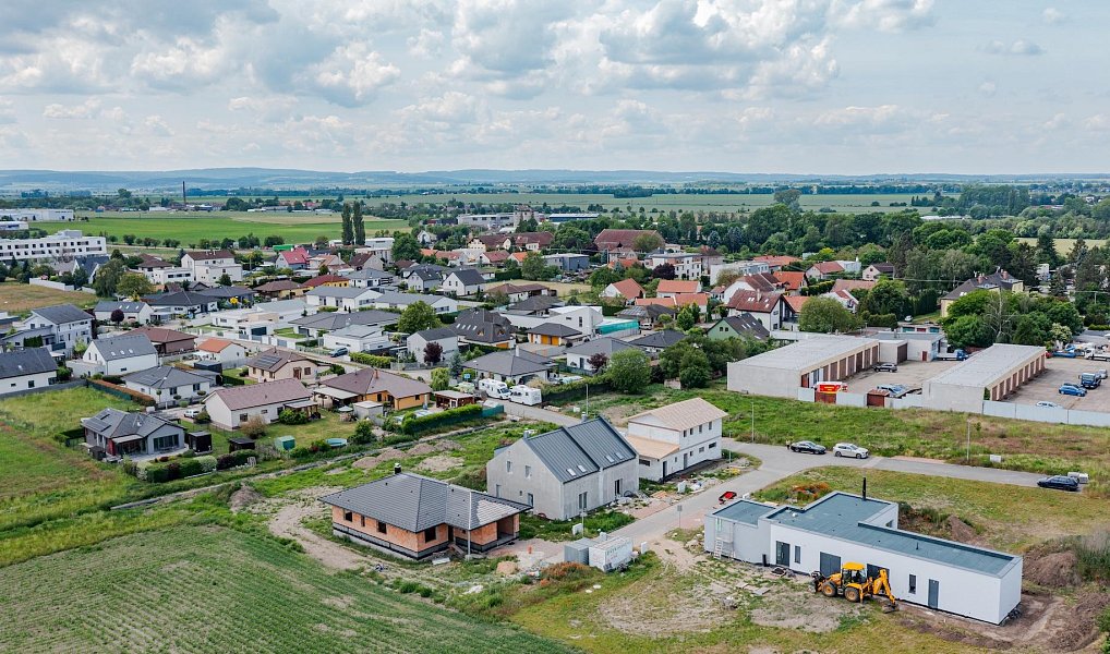Prodej domu 136 m² s pozemkem 428 m², Pardubice – náhled fotky 40