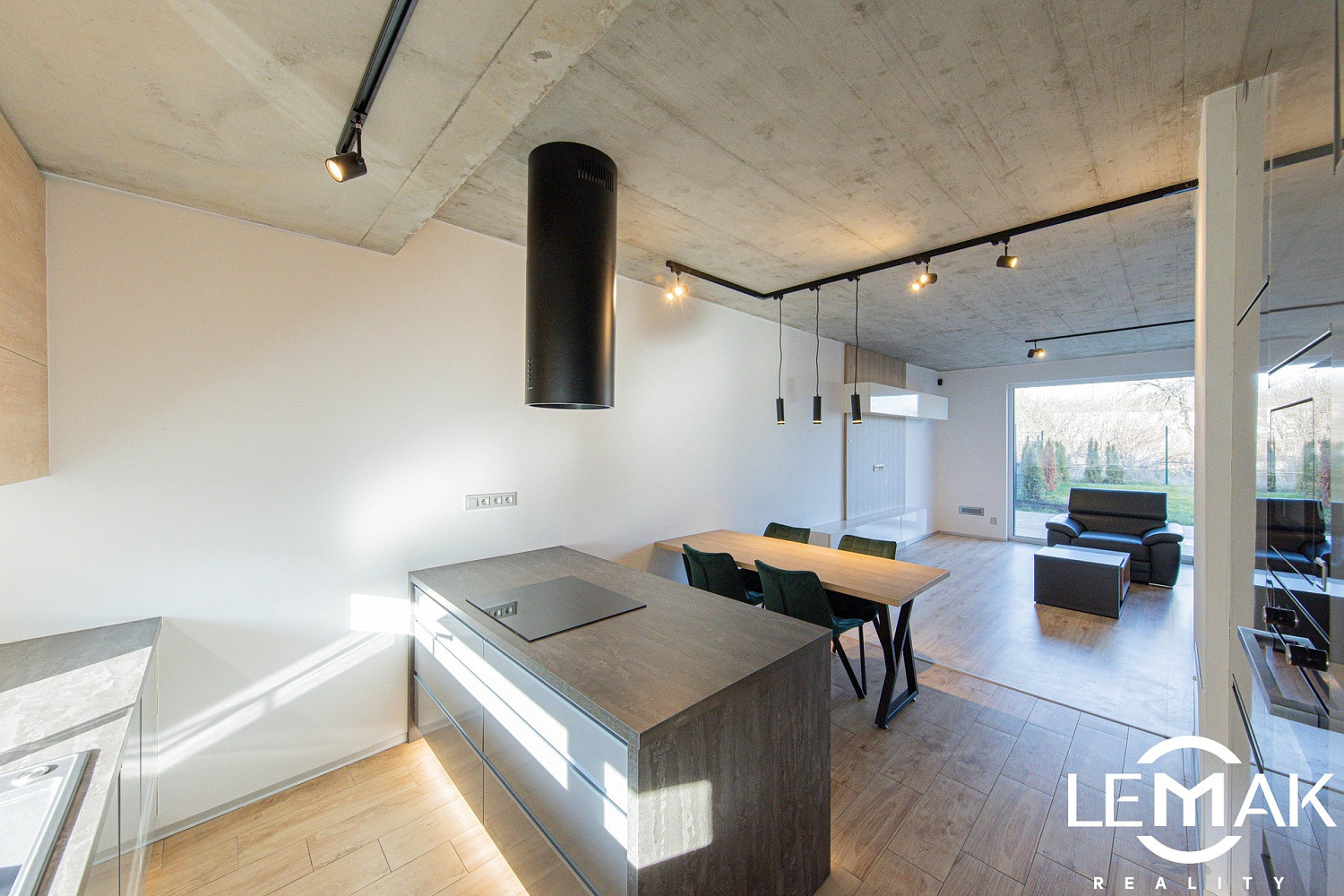 Prodej domu 118 m² s pozemkem 173 m² — photo 2