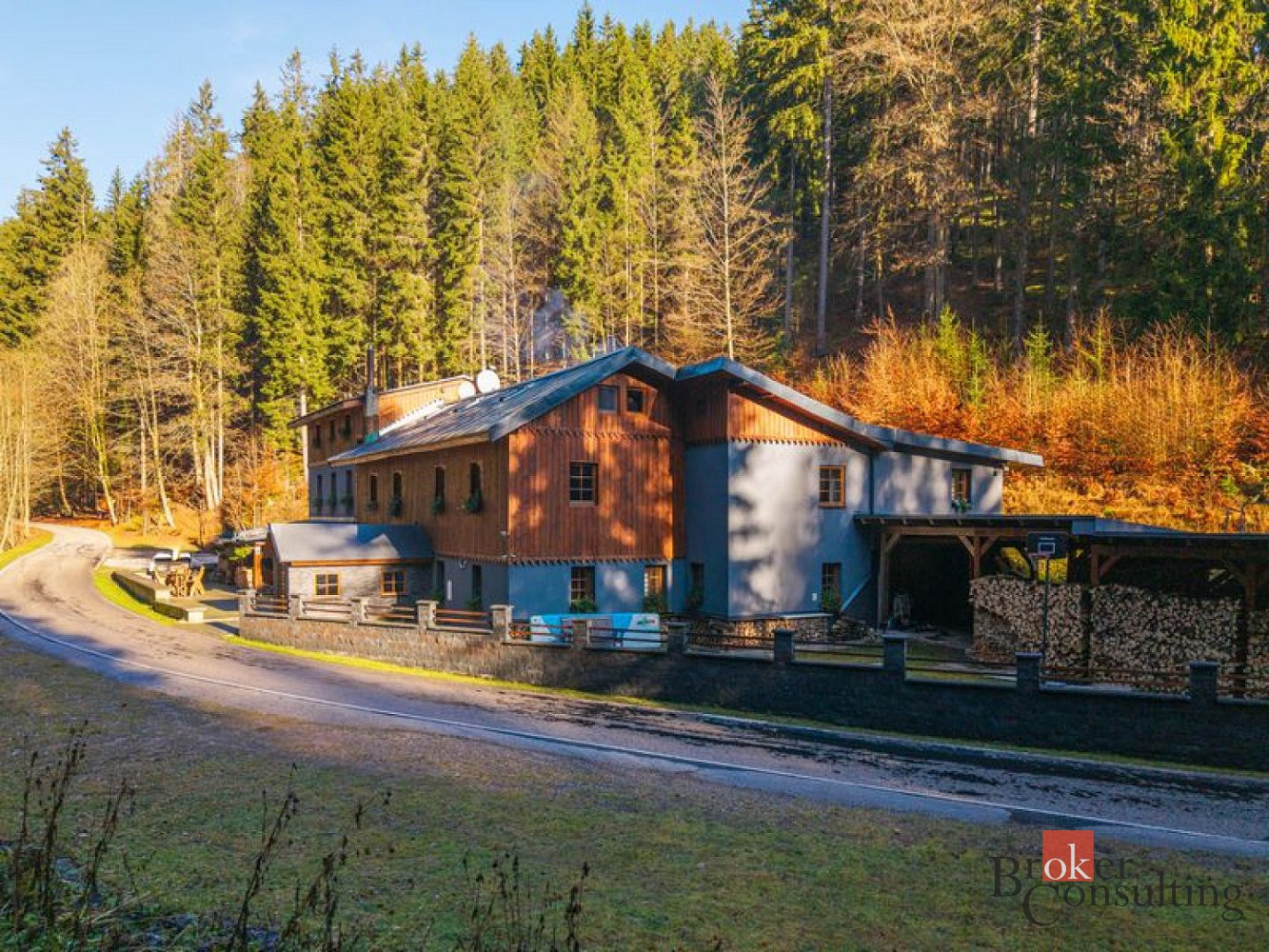 Prodej komerčního objektu (jiného typu) 650 m²
