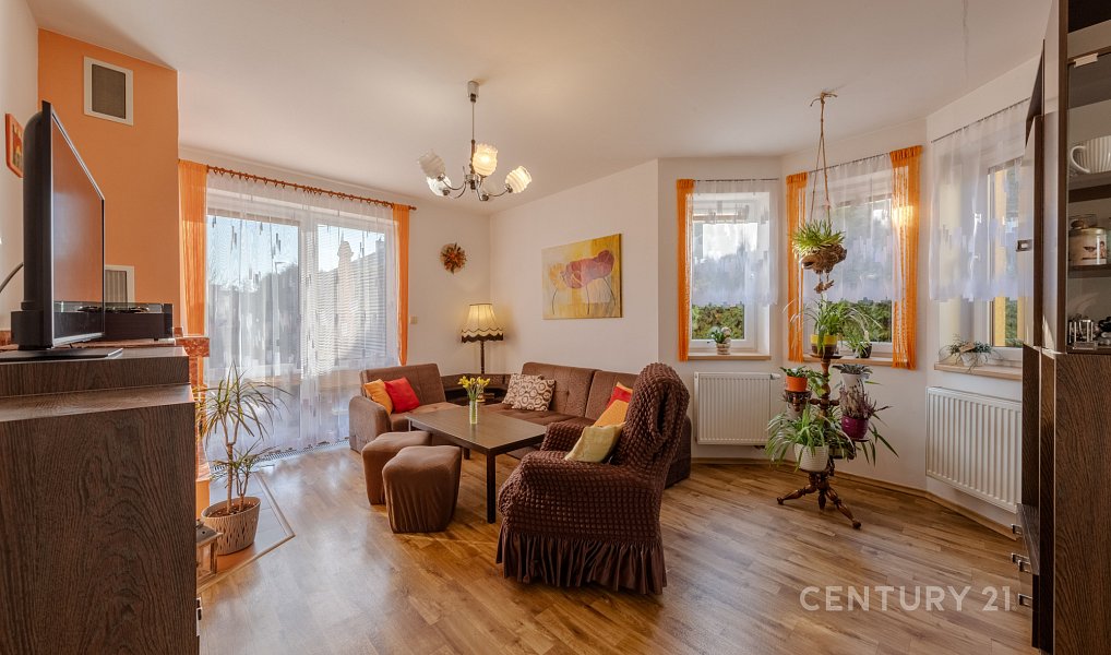 Prodej domu 147 m² s pozemkem 953 m², Litovel – náhled fotky 3