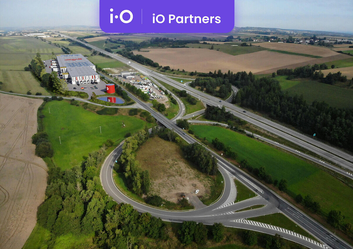 Pronájem skladovacích prostor 25 600 m², Lavičky