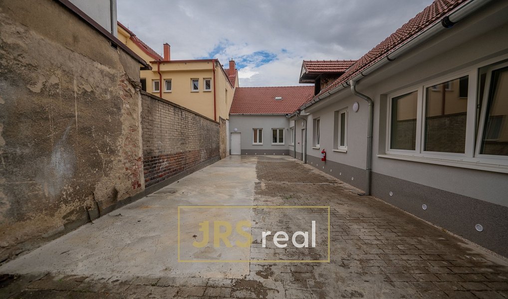 Prodej domu 233 m² s pozemkem 353 m², Veselí nad Moravou – náhled fotky 13