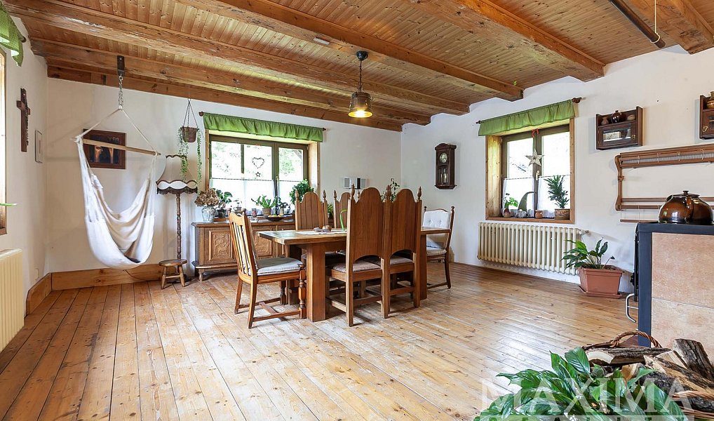 Prodej domu 196 m² s pozemkem 3 460 m², Staré Hrady – náhled fotky 11