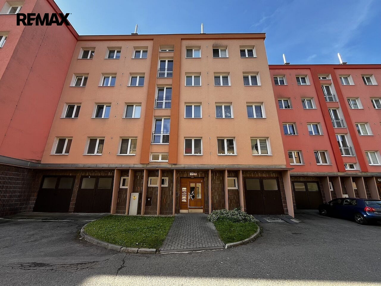 Velký byt 3+kk s garáží