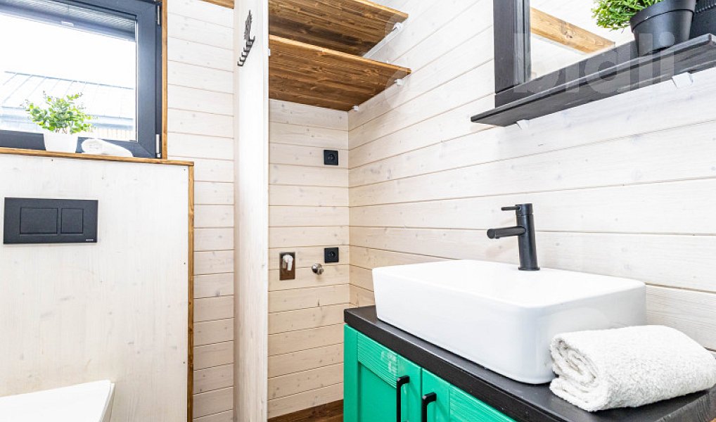 Prodej tiny house 20 m2 - plně vybavený, 2 loft na spaní, koupelna se sprchou, Přelouč – náhled fotky 13