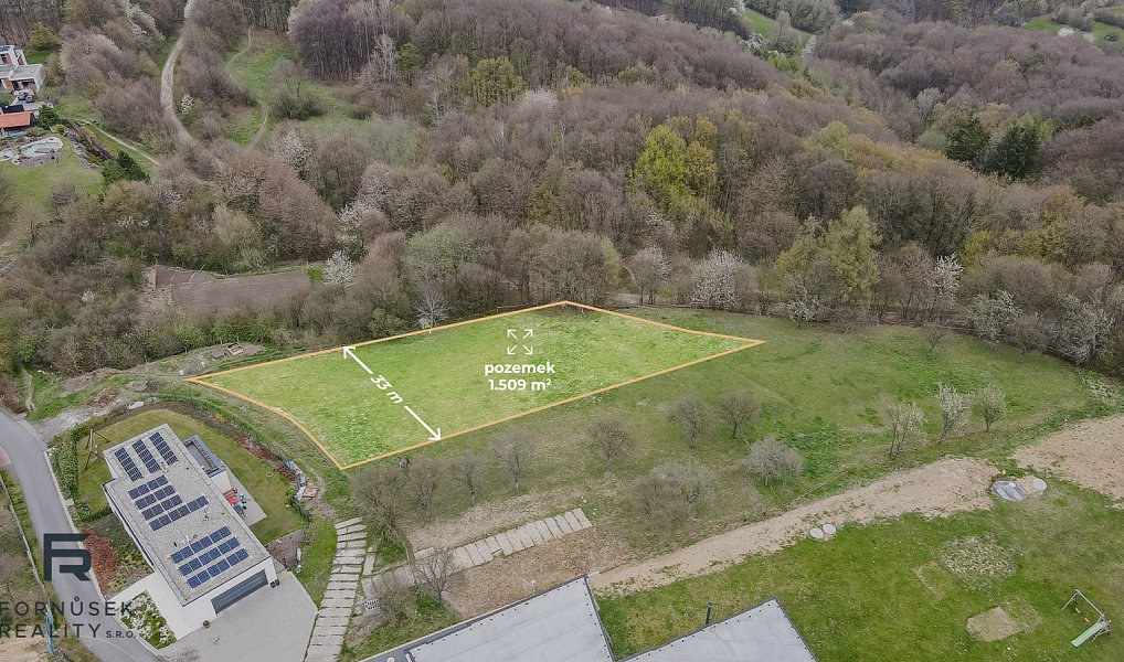 Prodej stavebního pozemku 1 509 m², Zlín – náhled fotky 10