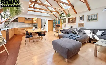 Prodej domu 225 m² s pozemkem 439 m², Tálínská, Praha 9 - Kyje
