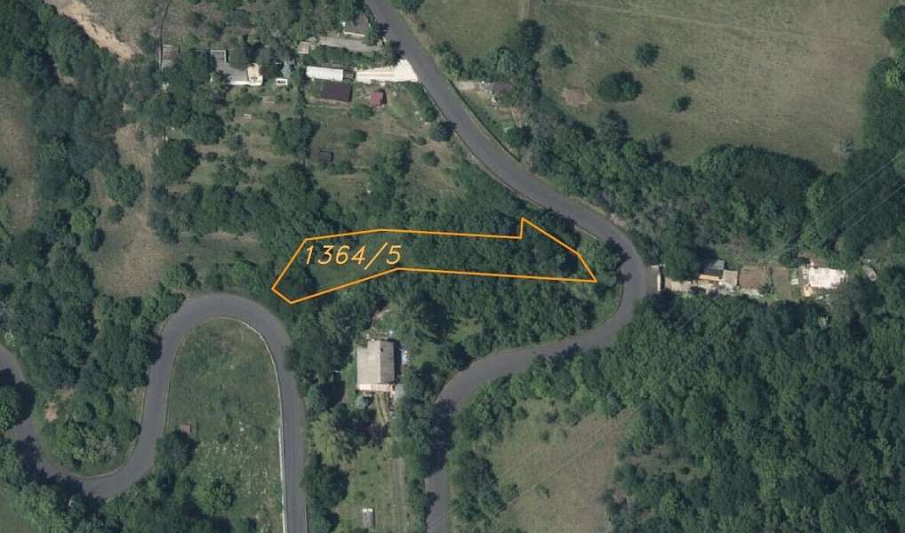 Prodej zahrady 1 100 m², Trmice – náhled fotky 6