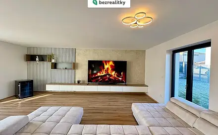 Prodej domu 159 m² s pozemkem 835 m², Pomněnková, Mukařov - Srbín, okres Praha-východ