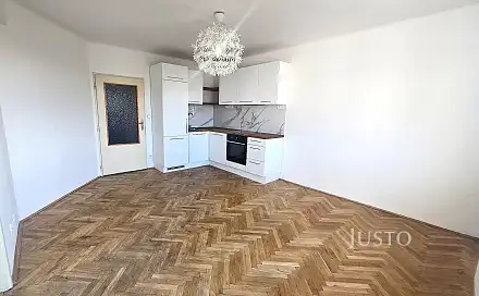 Pronájem bytu 2+kk 50 m², Mírové nám., Písek - Budějovické Předměstí