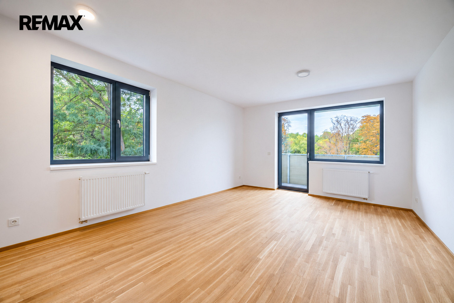 Pronájem bytu 2+kk 56 m² – fotografie 4