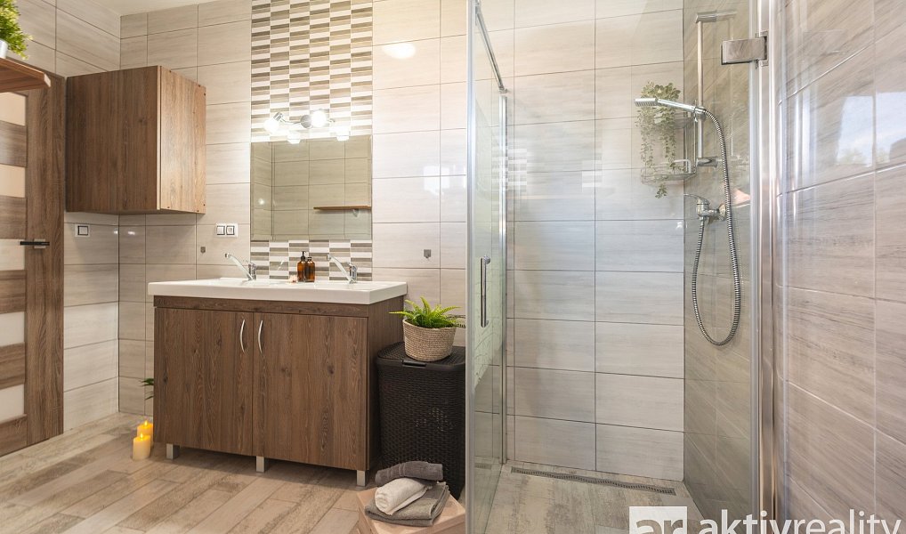 Prodej domu 185 m² s pozemkem 744 m², Mělník – náhled fotky 11