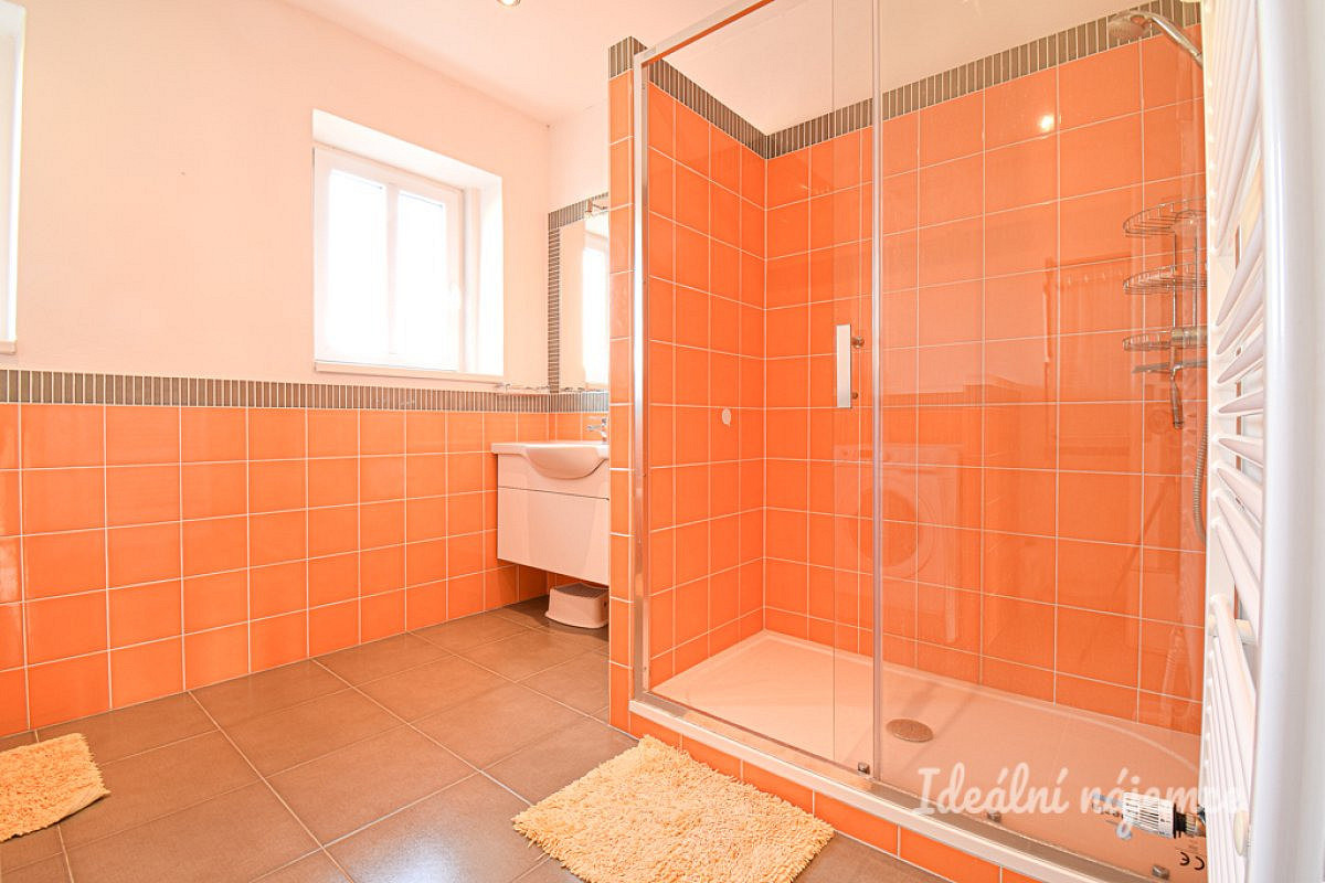 Pronájem bytu 3+1 85 m² – fotografie 3
