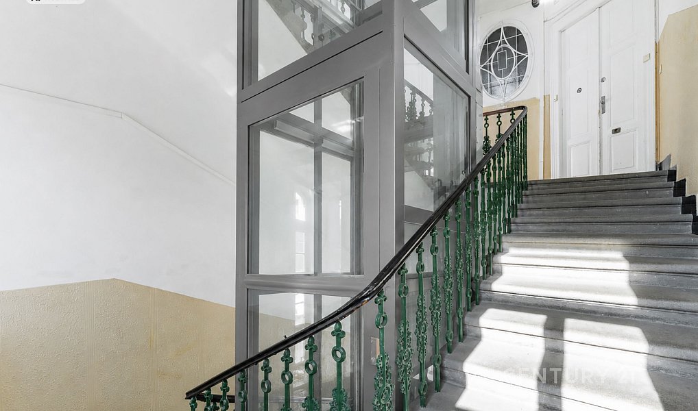 Prodej bytu 2+1 100 m², Praha – náhled fotky 18