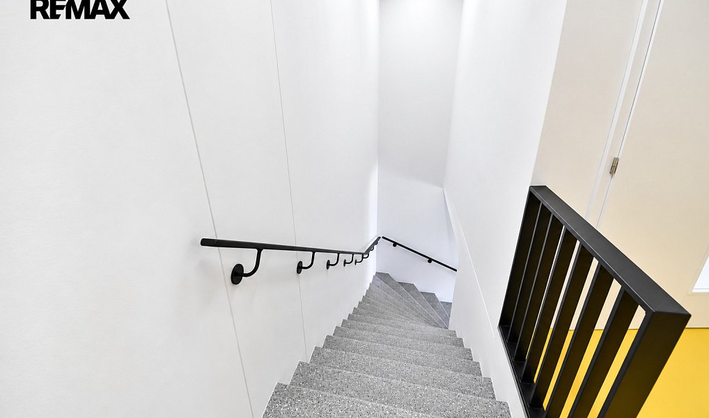Pronájem kanceláře 110 m², Hradec Králové – náhled fotky 21
