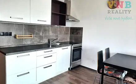 Pronájem bytu 1+kk 37 m², Družební, Olomouc - Nové Sady