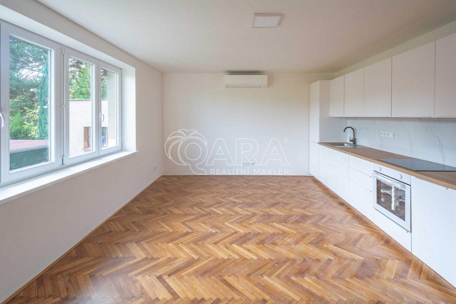 Pronájem bytu 2+kk 45 m²