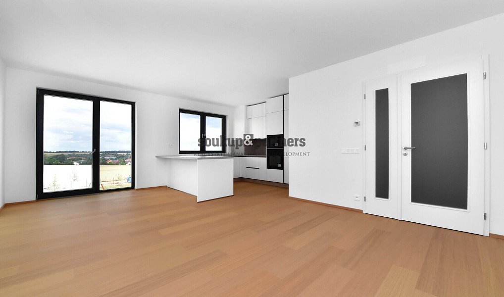 Pronájem bytu 3+kk 117 m², Praha – náhled fotky 2