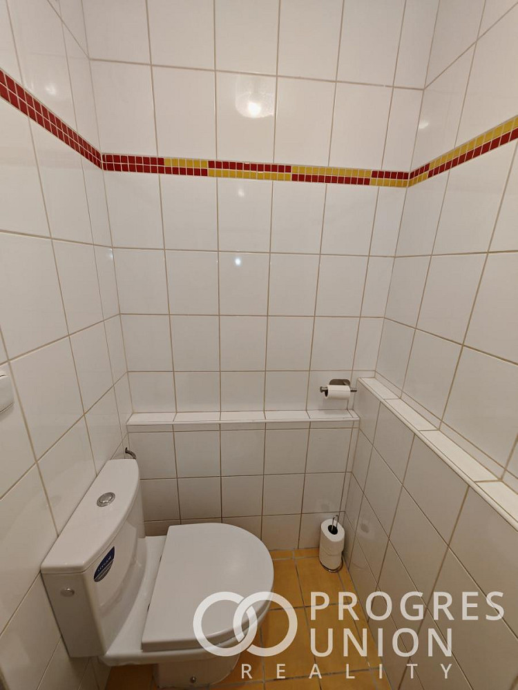 Pronájem bytu 1+kk 28 m² – fotografie 4