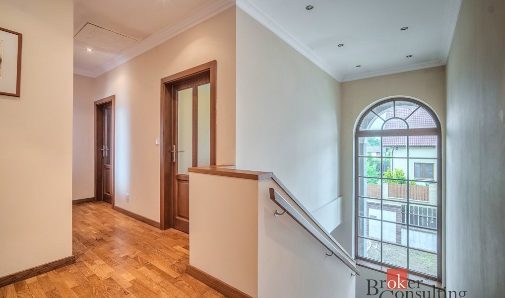 Prodej domu 307 m² s pozemkem 874 m², Praha – náhled fotky 14