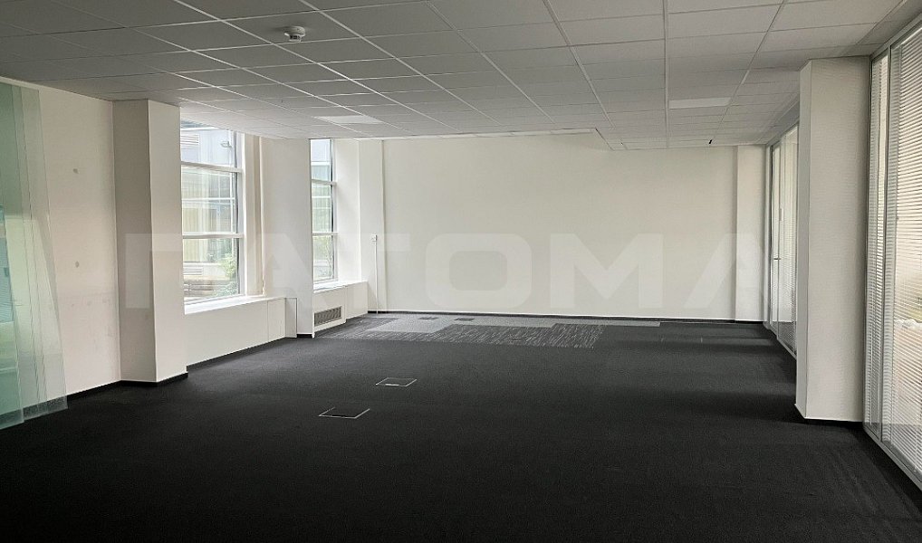 Pronájem kanceláře 235 m², Praha – náhled fotky 7