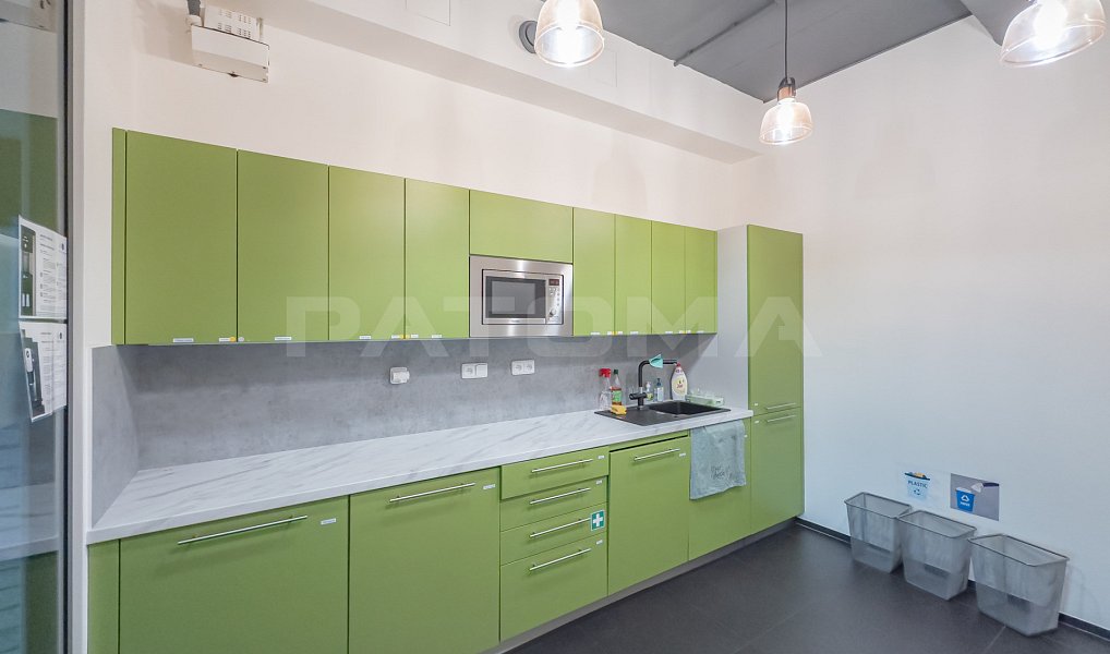 Pronájem kanceláře 150 m², Praha – náhled fotky 11