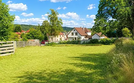 Prodej stavebního pozemku 1 049 m², Svratouch, okres Chrudim