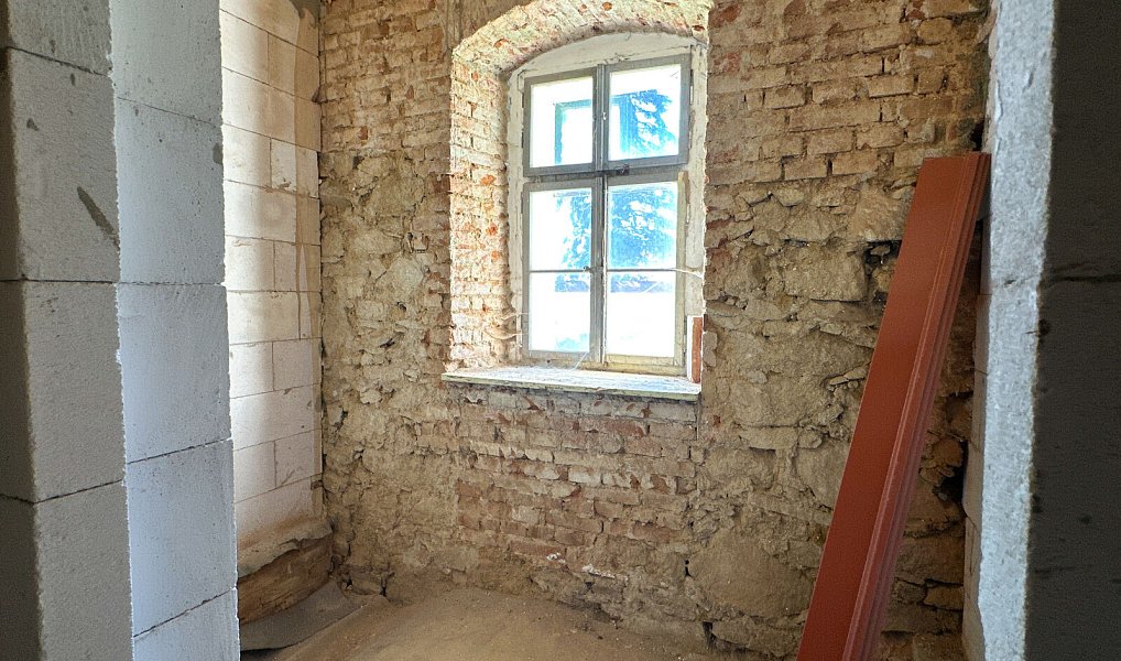 Prodej domu 710 m² s pozemkem 2 962 m², Prostiboř – náhled fotky 14