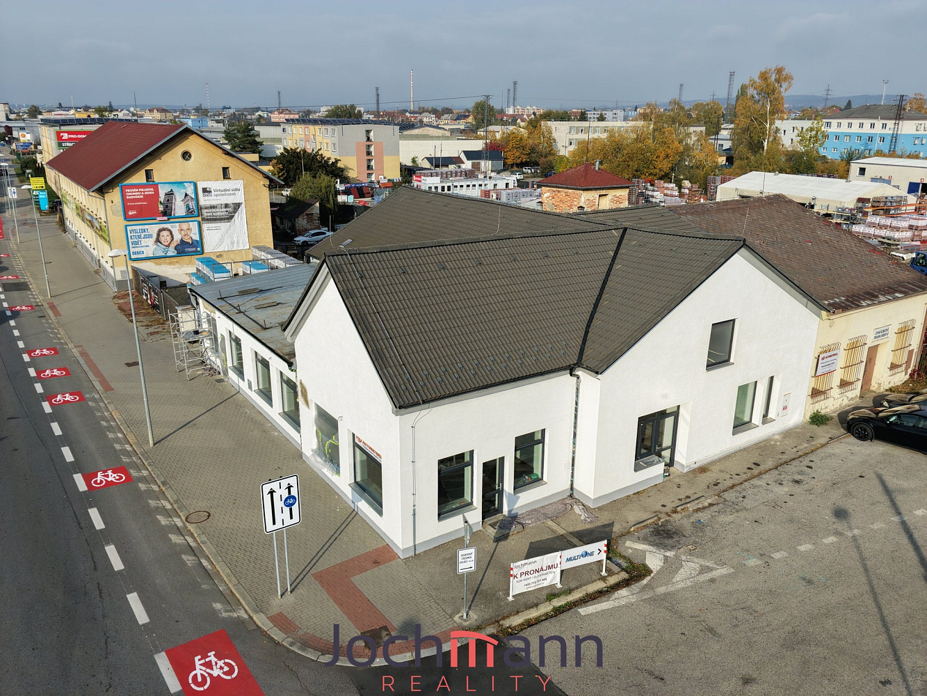 Pronájem obchodních prostor 501 m²
