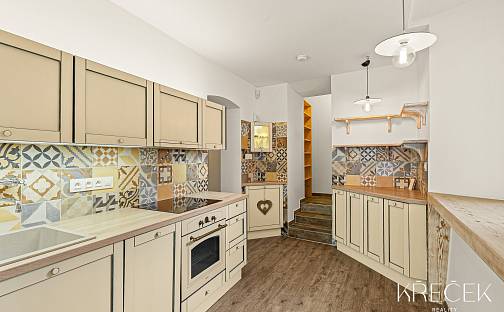 Prodej domu 103 m² s pozemkem 206 m², V. Nezvala, Třebíč - Stařečka