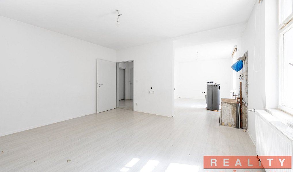 Prodej domu 80 m² s pozemkem 1 042 m², Osek – náhled fotky 6