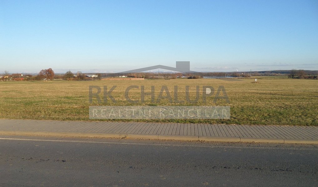 Prodej komerčního pozemku 14 406 m², Dubné – fotka 1 z 6