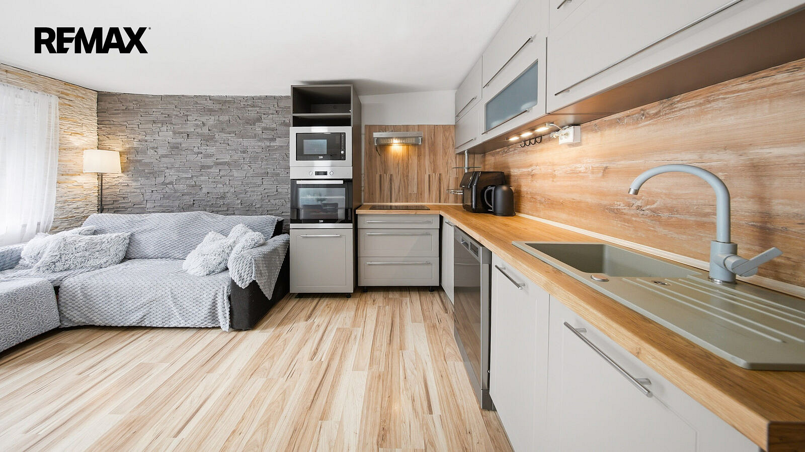Prodej domu 115 m² s pozemkem 1 331 m² – fotografie 2