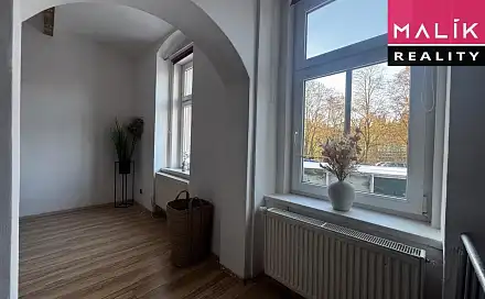 Prodej bytu 1+1 26 m², Vítězná, Karlovy Vary - Drahovice