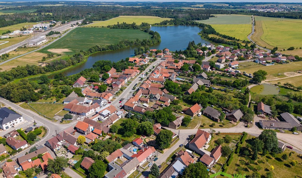 Prodej domu 89 m² s pozemkem 418 m², Vlkov – náhled fotky 29