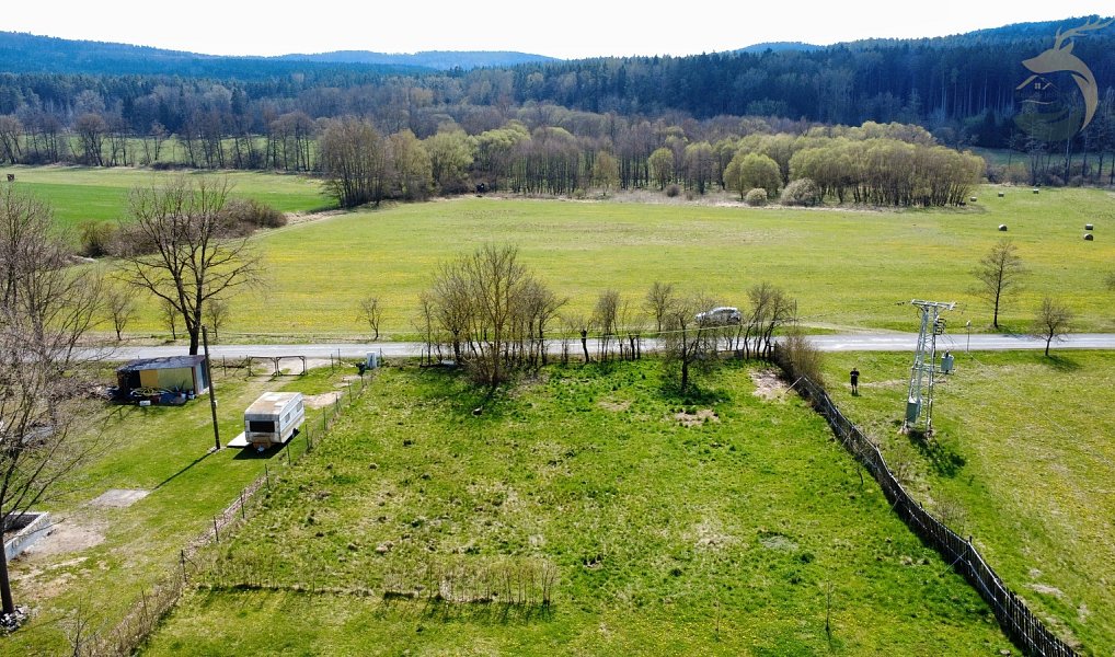 Prodej stavebního pozemku 1 100 m², Švihov – náhled fotky 4