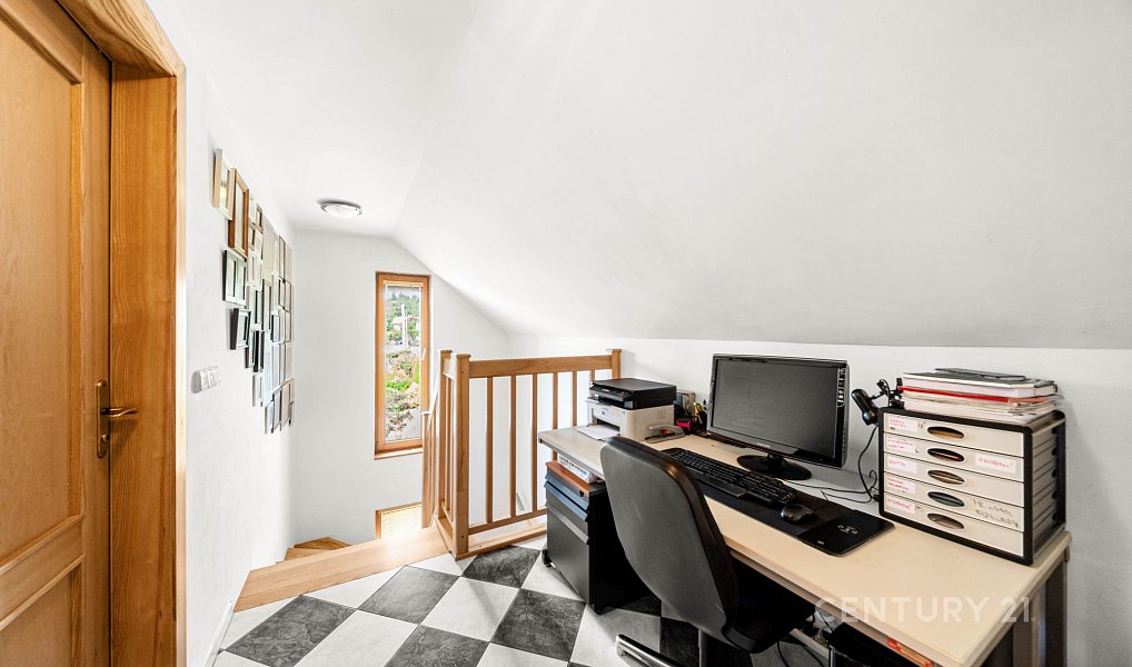 Prodej domu 168 m² s pozemkem 1 340 m², Voznice – náhled fotky 13
