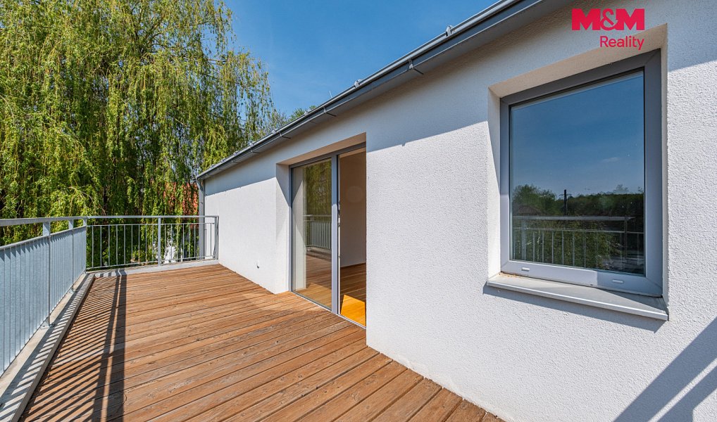 Prodej domu 135 m² s pozemkem 289 m², Kamenice – náhled fotky 2