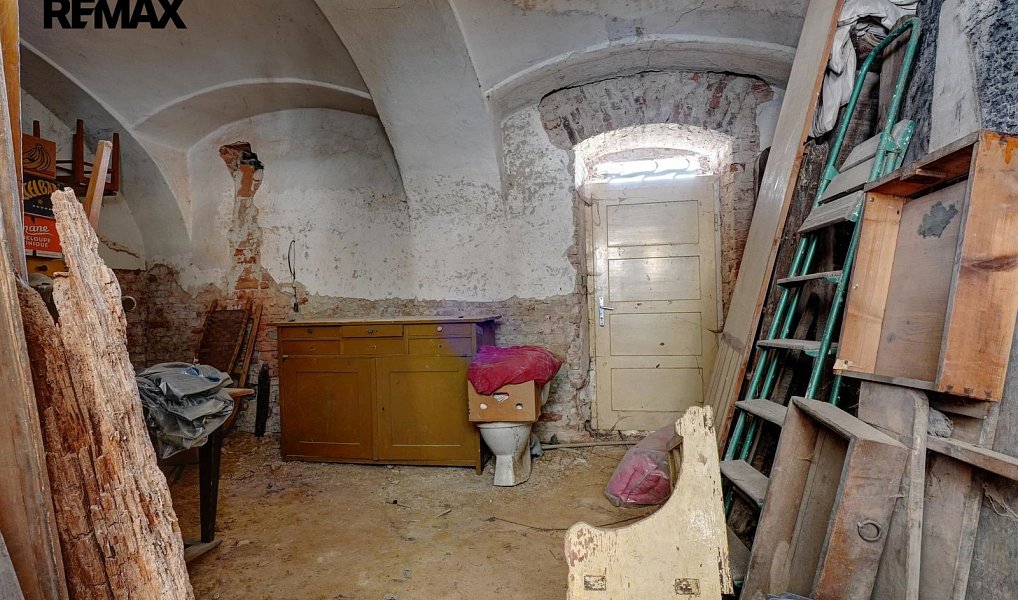 Prodej komerčního objektu (jiného typu) 1 200 m², Lomnice – náhled fotky 12