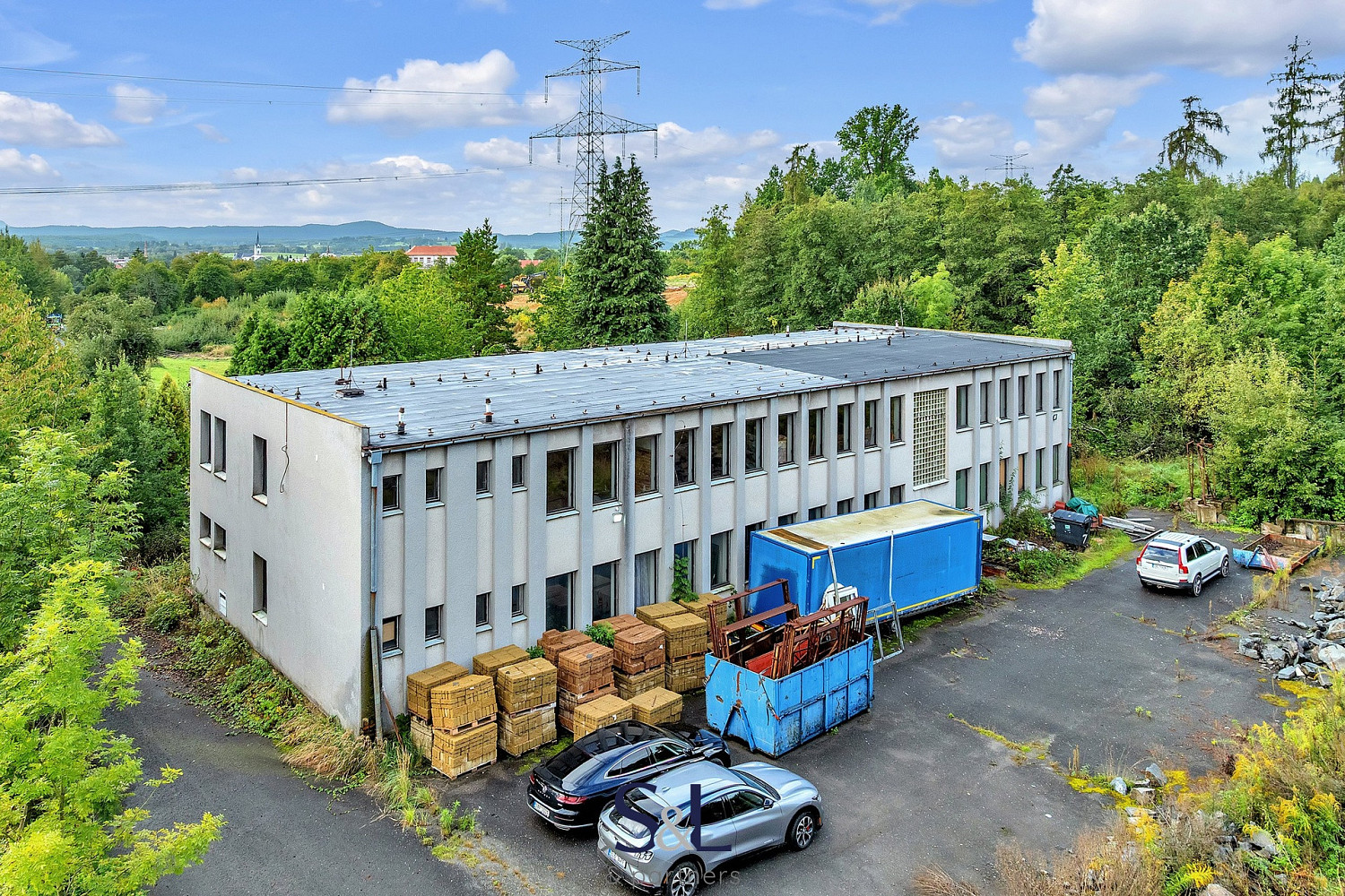 Prodej výrobních prostor 680 m² – fotografie 3