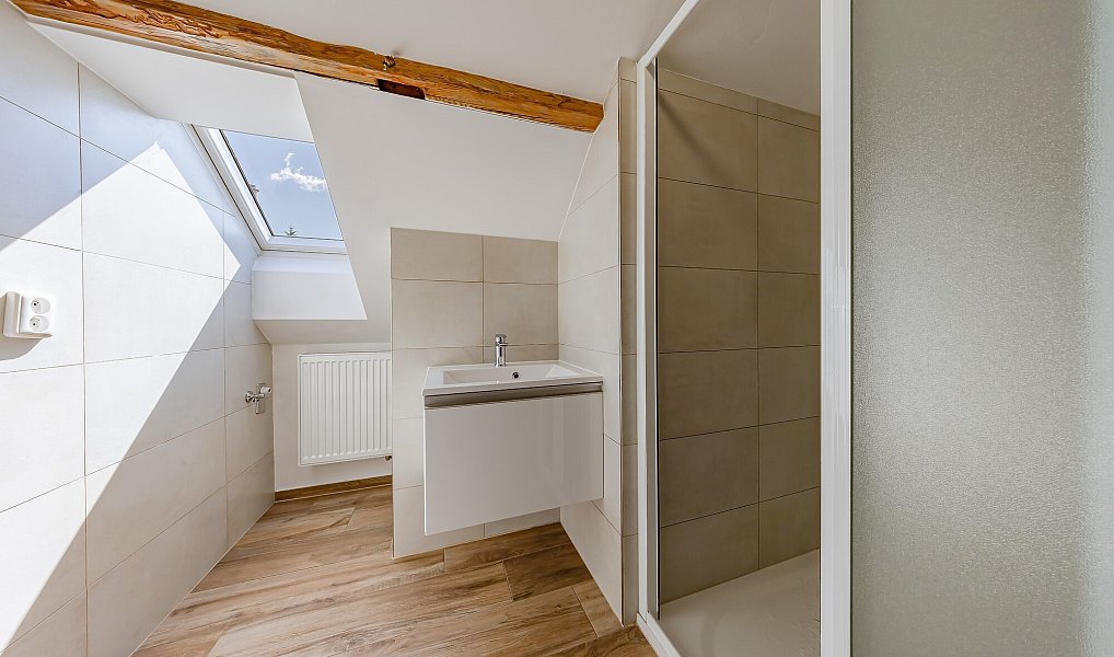 Pronájem domu 175 m² s pozemkem 722 m², Kunovice – náhled fotky 20